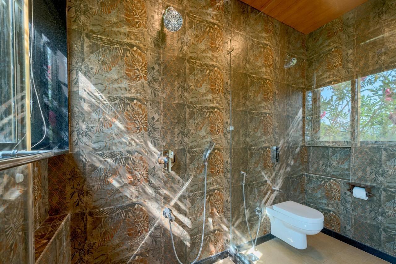 Saffronstays Althea - 4 Brd Veg Only Villa In Pawna With Jacuzzi In Every Room 로나발라 외부 사진